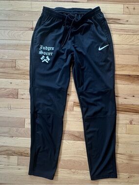 Nike Black 'Judges Soccer' Athletic Joggers men’s size M